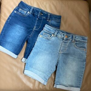 Slim girls who need to meet the dress code! Cat & Jack Super Stretch Bermudas